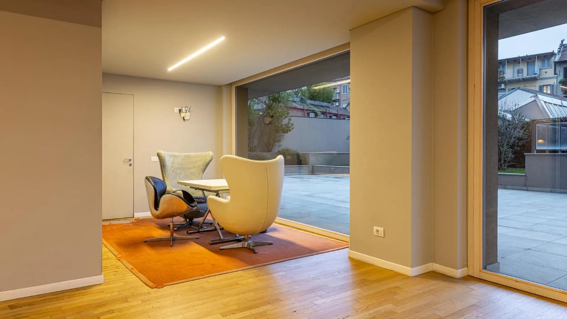 Cozy Apartment - Parking - Pool - Sauna - Gym -Spa Milán Itálie