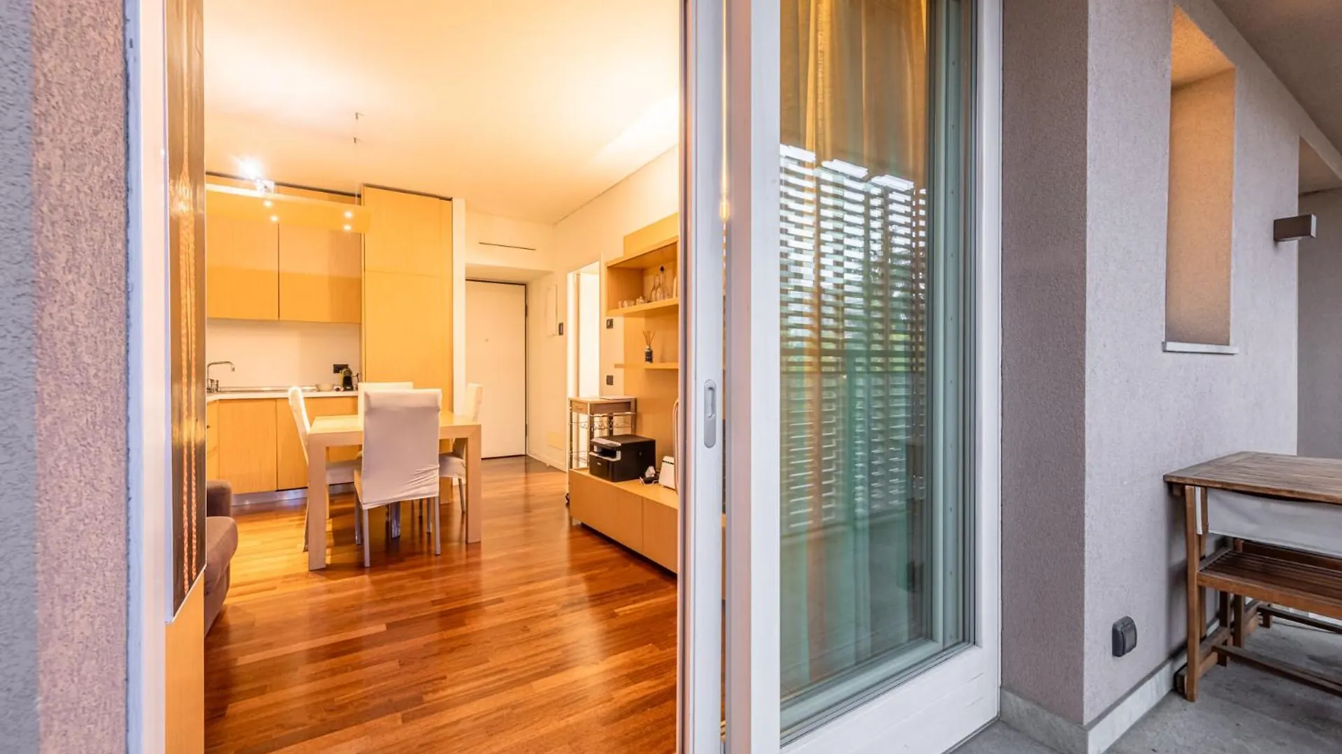 Cozy Apartment - Parking - Pool - Sauna - Gym -Spa Milán Itálie