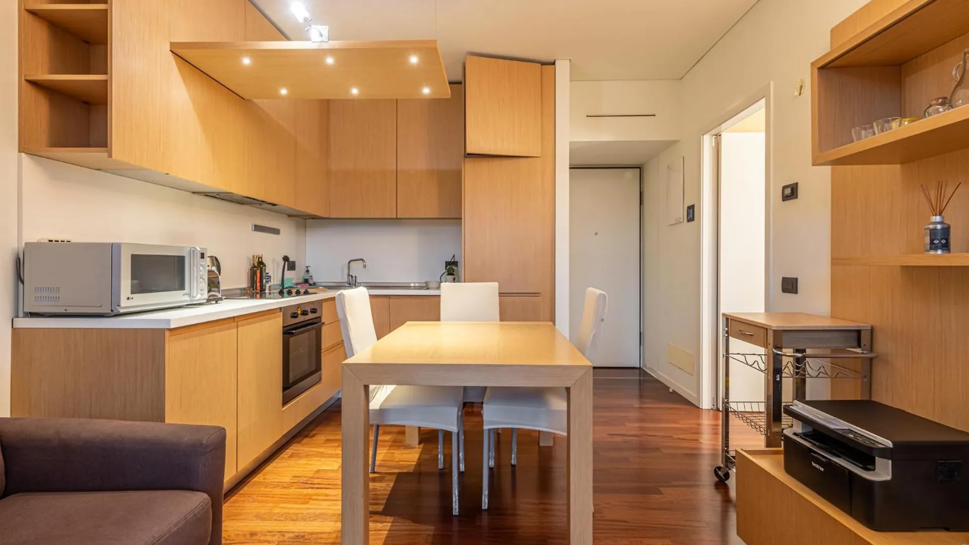 Cozy Apartment - Parking - Pool - Sauna - Gym -Spa Milano
